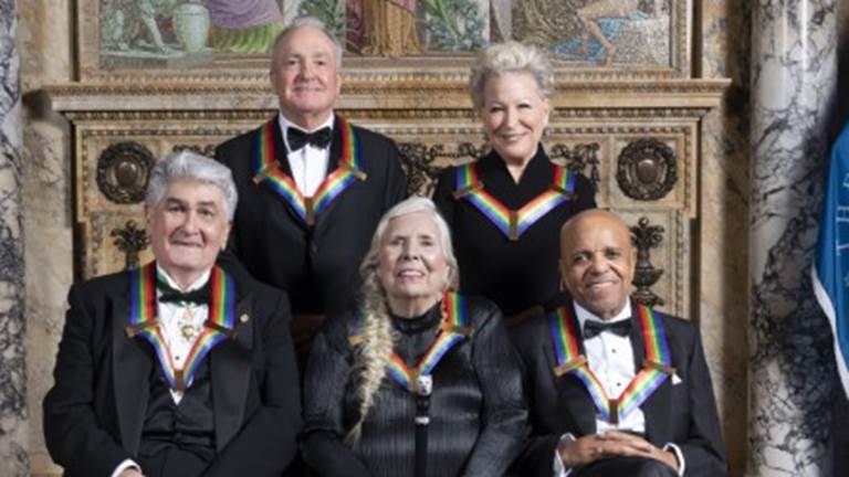 44th Kennedy Center Honorees wearing medallions in Library of Congress room